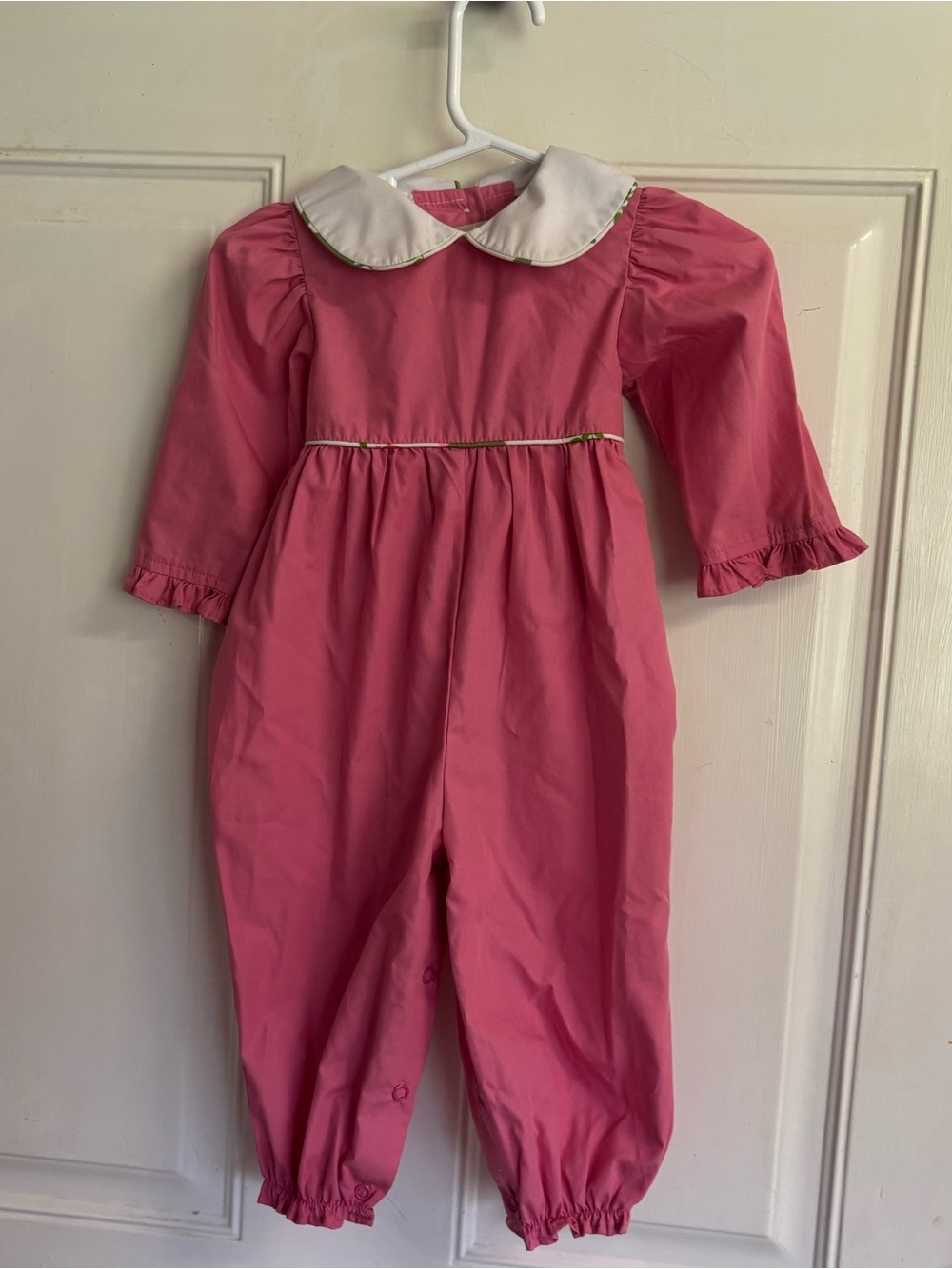 0/6M The Beaufort Bonnet Company Riley pink/floral ling sleeve  Romper.  In EUC!